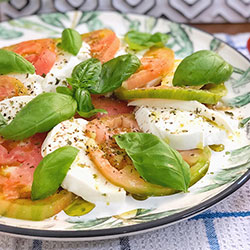 How to Make Insalata Caprese 義大利人夏日最愛卡布里沙拉