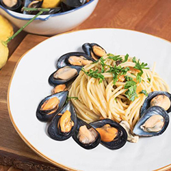 鮮美淡菜義大利麵 義式風味秘技大公開 Spaghetti with mussels and tomatoes
